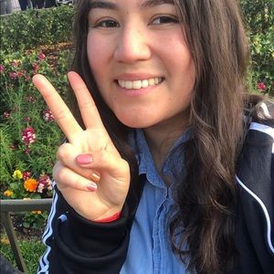 Meet your Posher, Cristina